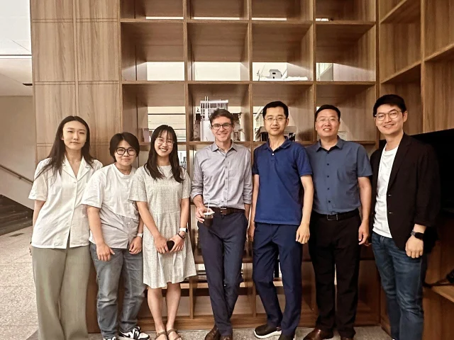Researchers from DUSP’s Senseable City Lab and the Sustainable Urbanization Lab met to collaborate at Tsinghua Univerisity! From left to right: 
Yan Yao (SCL), Yinjing Huang (SCL), Pei Zhao (SCL), Fábio Duarte (SCL/SUL), Lei Dong (SCL/SUL), Jinghao Wang (SUL), and Fan Zhang (SCL).  We just love a mini reunion 🤝  #senseablecitylab #sustainableurbanization #mit #mitdusp #dusp #tsinghuauniversity #urbanstudies #urbanplanning #futurecities #urban #urbandata #bigdata #futurecities